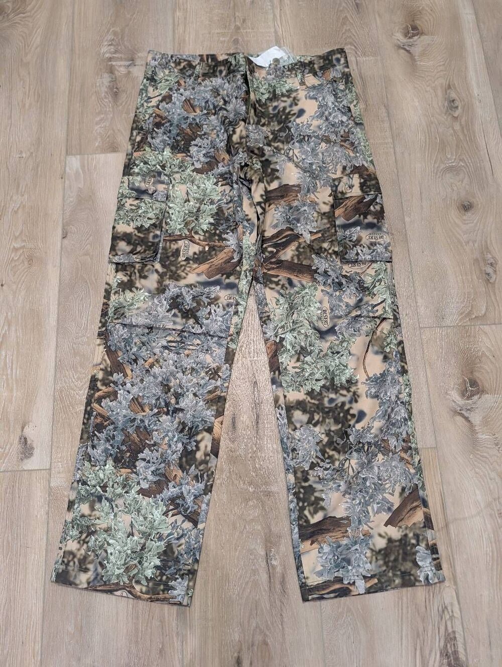 King’s Camo Desert Shadow Women’s Hunting Cargo Pants Size 10 NWT
